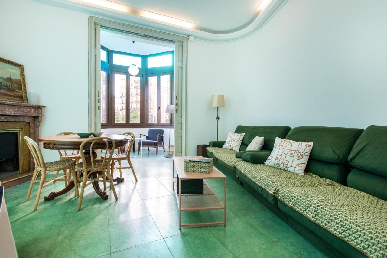 Piso para Grandes Grupos Barcelona Bagian luar foto