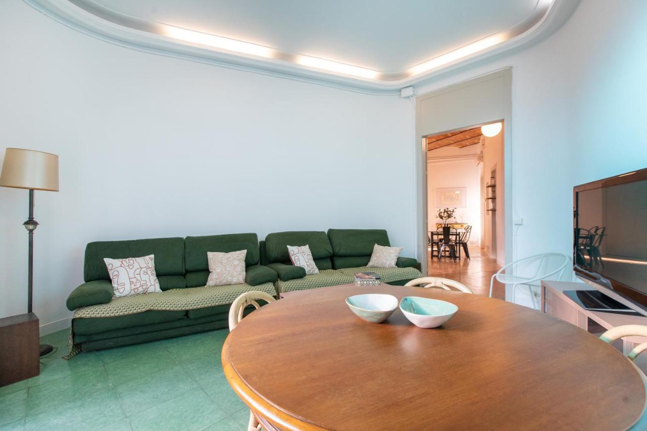 Piso para Grandes Grupos Barcelona Bagian luar foto
